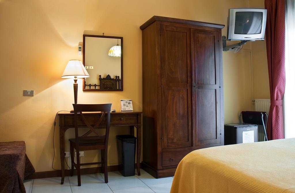 Porto Ulisse Bed and Breakfast Catania Eksteriør billede