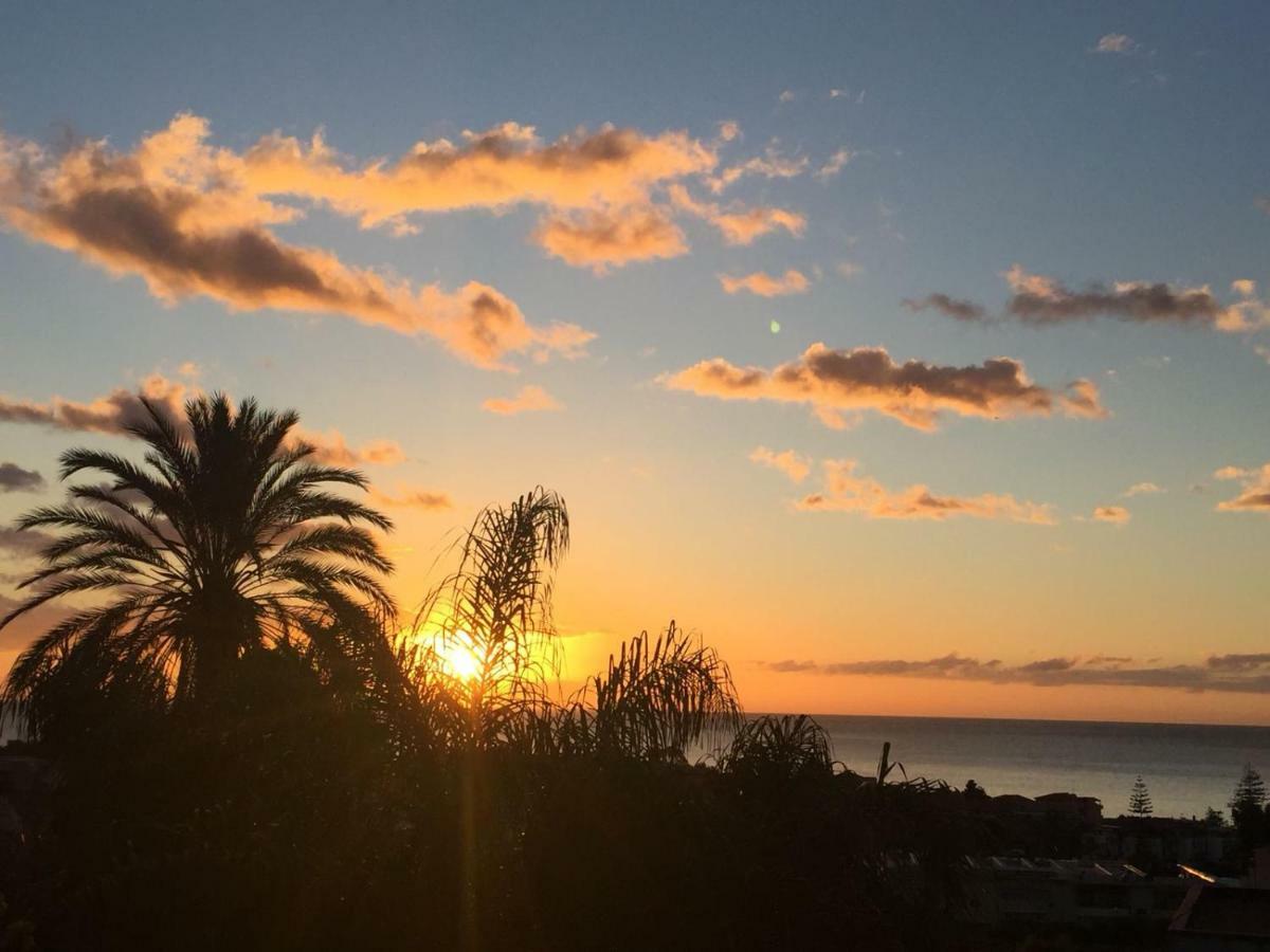 Porto Ulisse Bed and Breakfast Catania Eksteriør billede