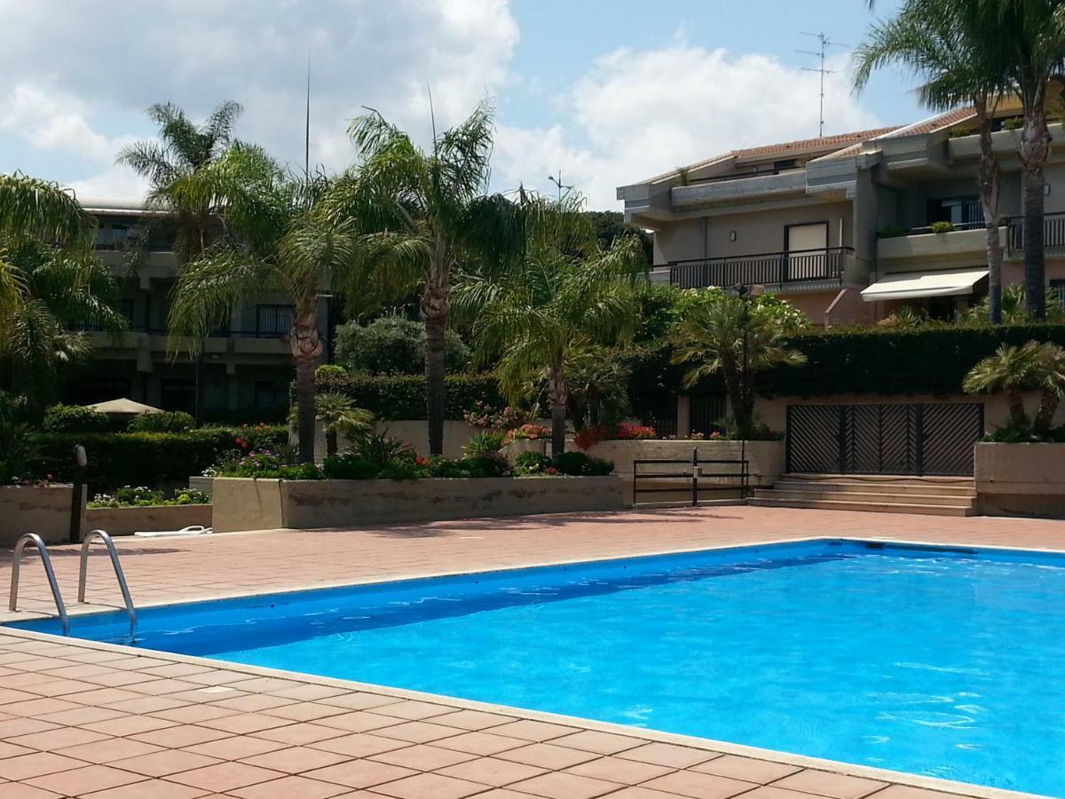 Porto Ulisse Bed and Breakfast Catania Eksteriør billede